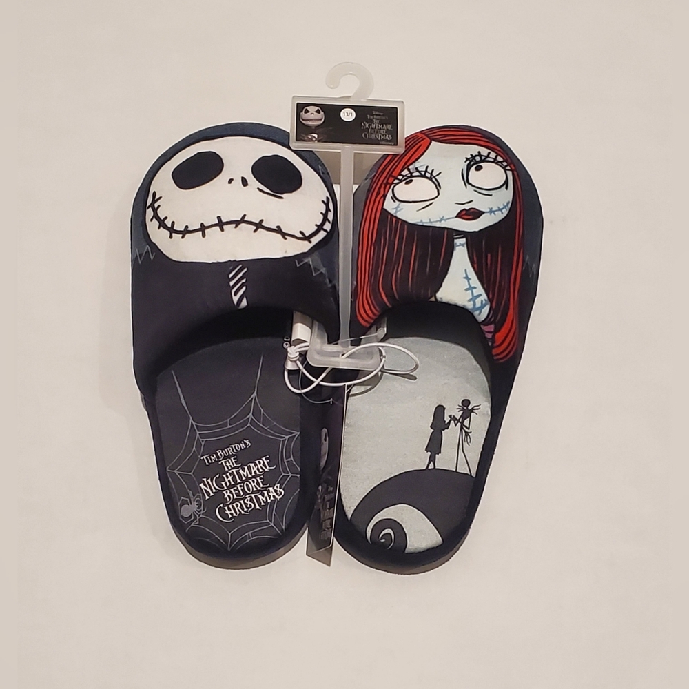Nightmare Before Christmas Youth Slippers, Black and White, Sz M (13/1)